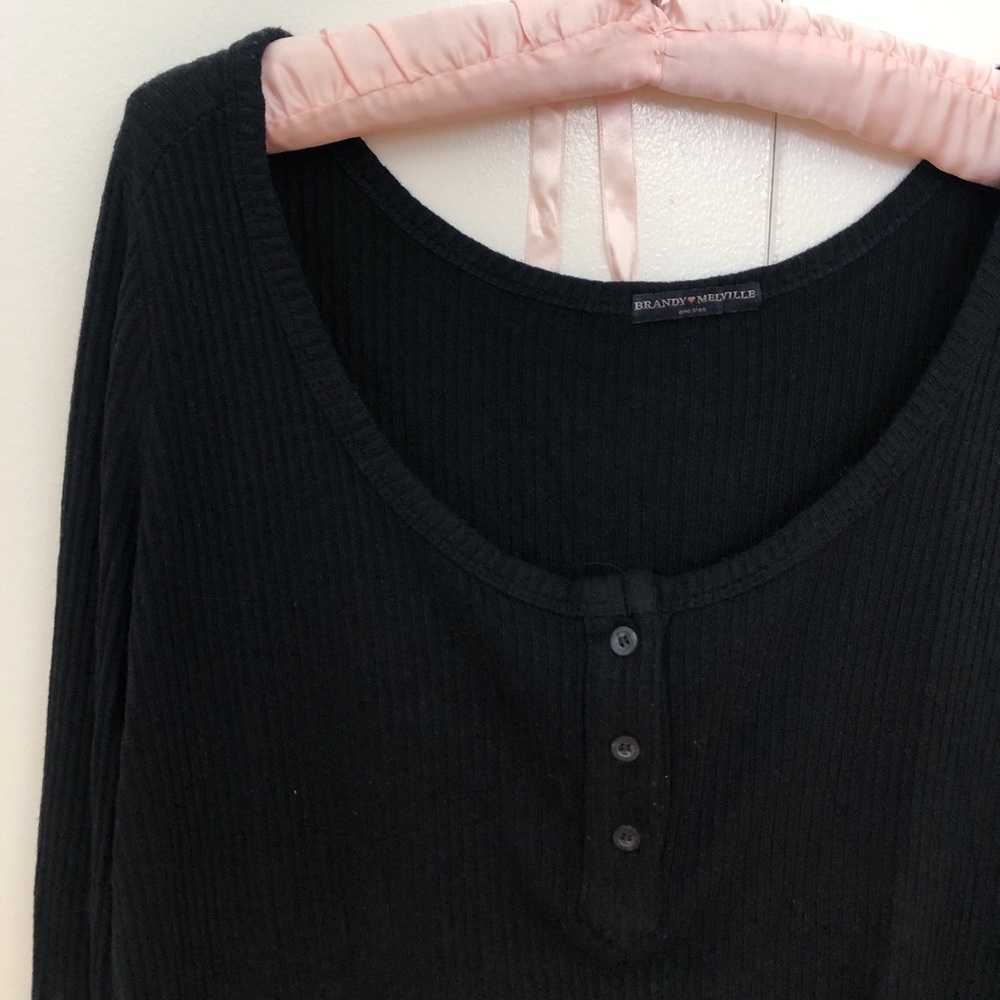 Brandy Melville | Long Sleeve Top